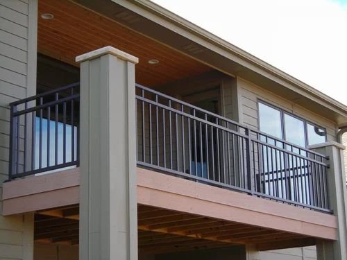 Balcony Railing Fabrication Service